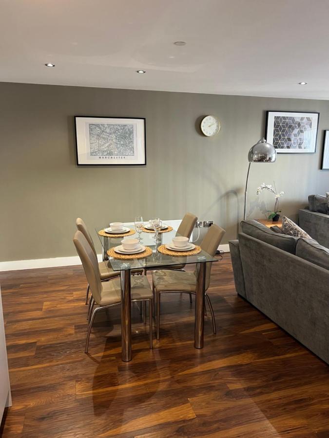 Stunning Manchester City Centre Apartment! Ideal For Small Groups エクステリア 写真